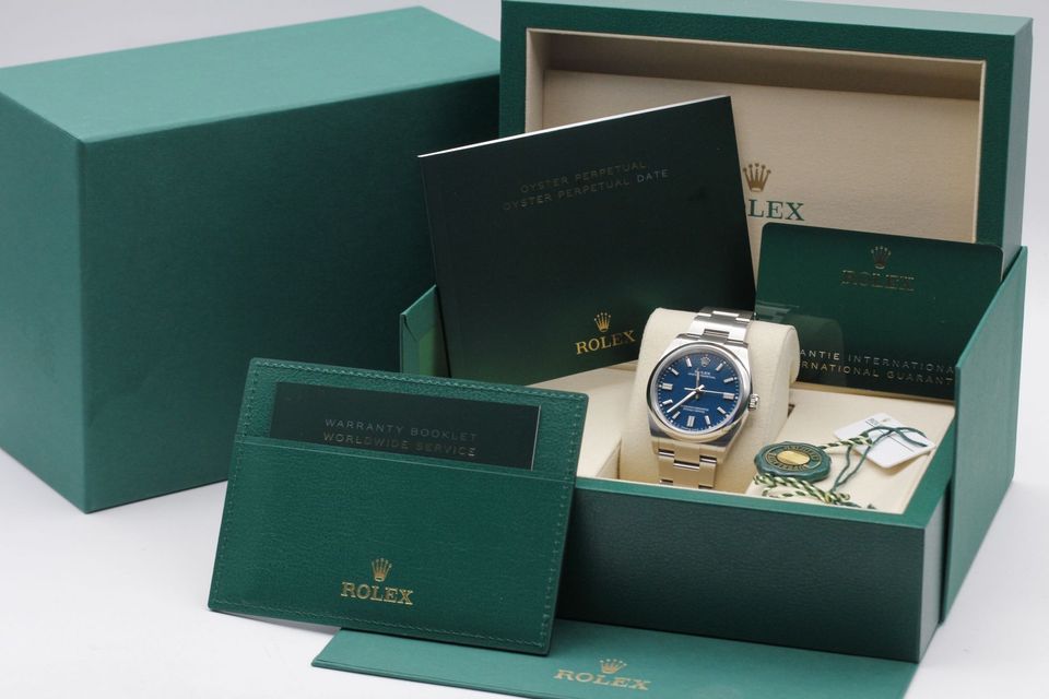 Rolex Oyster Perpetual 126000 Image 5